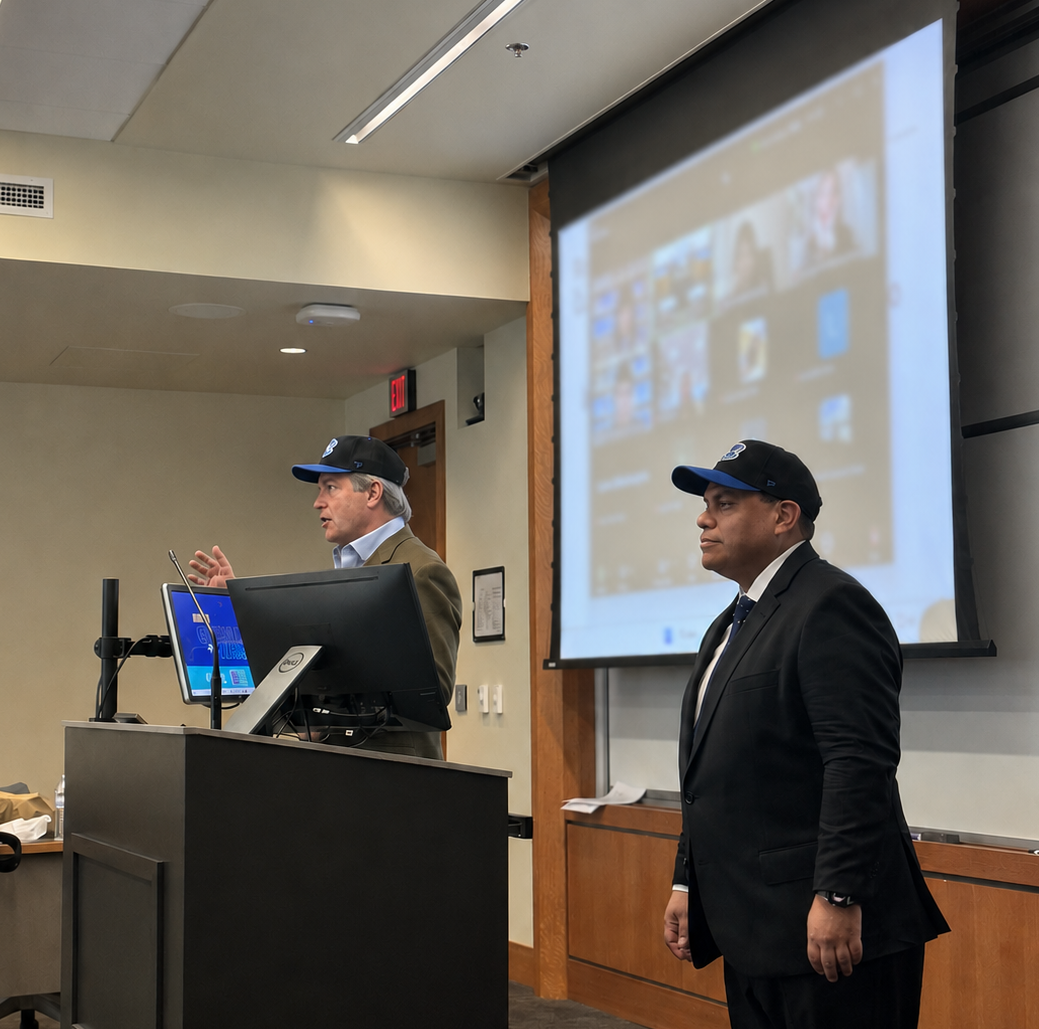 The instructors from Universidad Peruana de Ciencias Aplicadas and the University of Kentucky teaching the joint class together in 2025.
